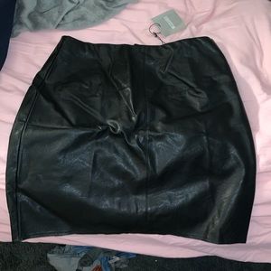 PU MINI Black Skirt